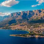 Apartment Ema Makarska